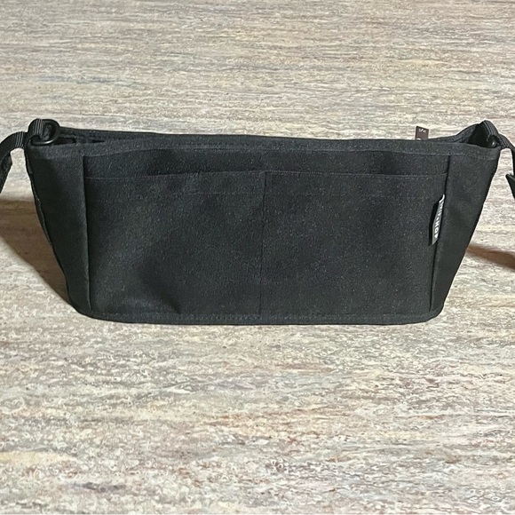 Skip Hop Handbags - NWOT Skip Hop Black Bag